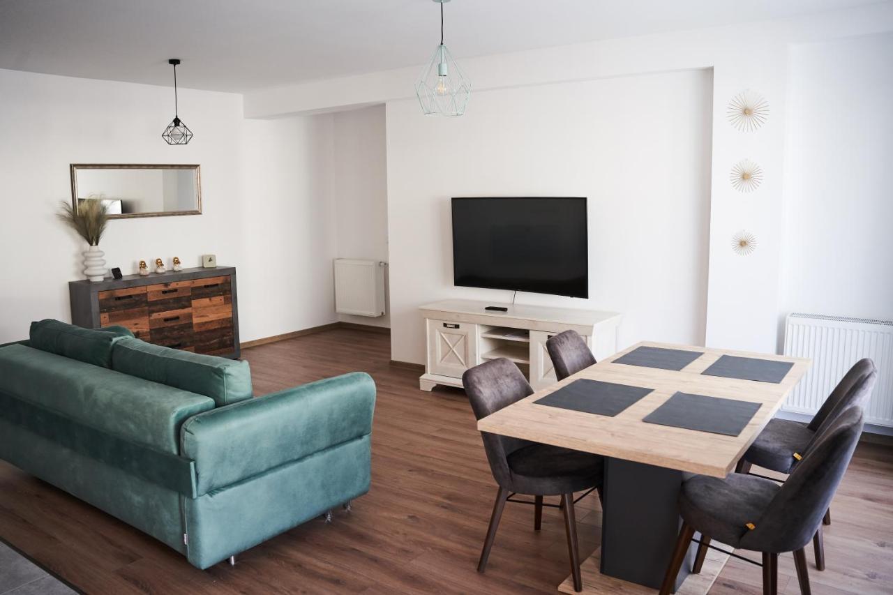 Flh - Modern 3 Apt Near Old Town - 15 Min Walk Sibiu Exterior foto